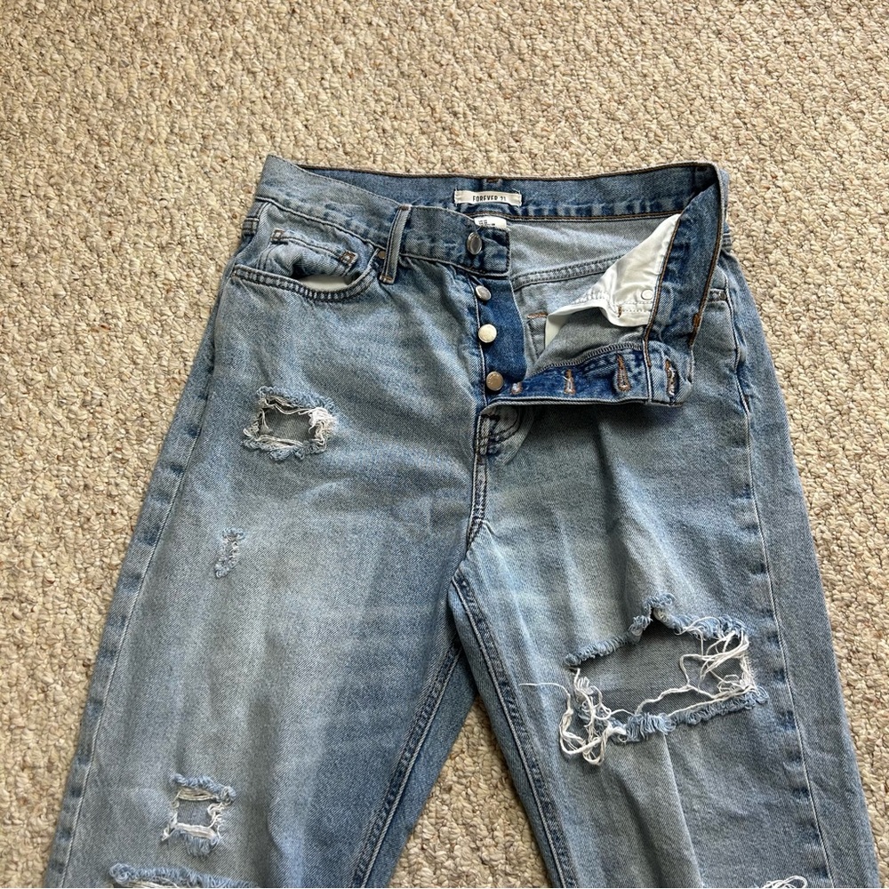 Forever 21 Button Fly Ankle Mom Jean Womens 27 Distressed Blue Denim High Rise